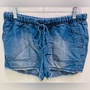 Bella Dahl Light Blue Chambray Denim Jean Shorts